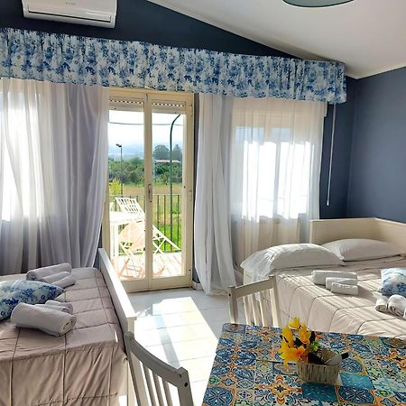 Villa Nadira Giardini Naxos Ngoại thất bức ảnh