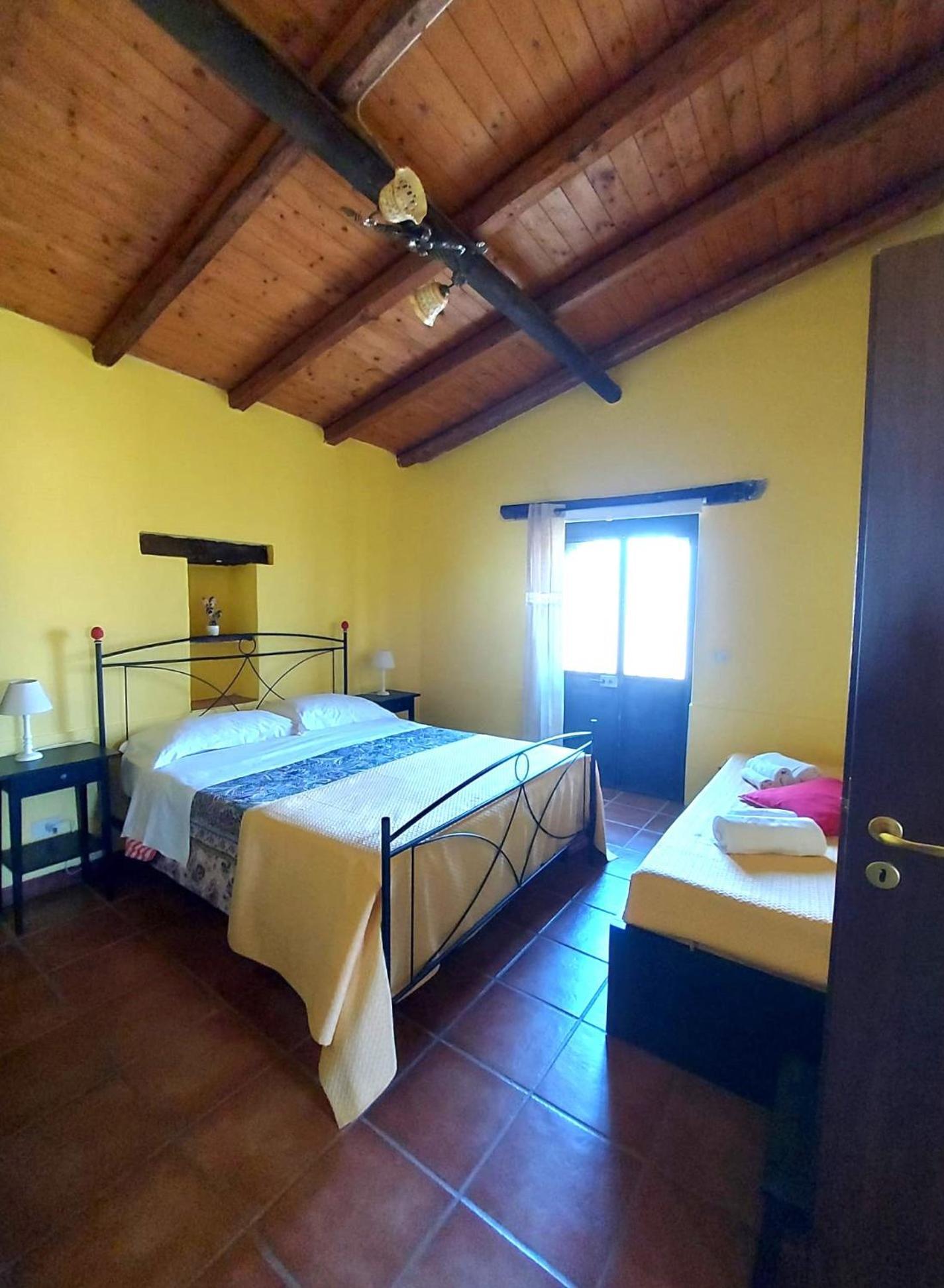 Villa Nadira Giardini Naxos Ngoại thất bức ảnh