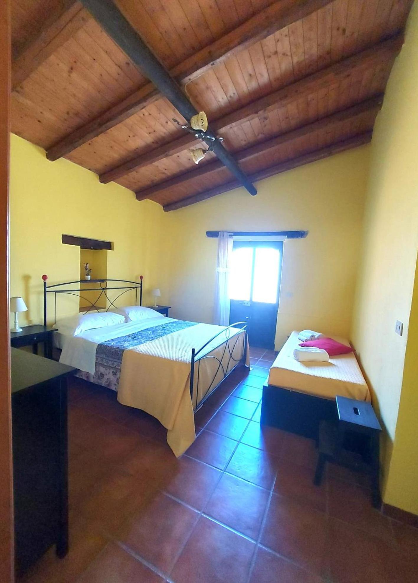 Villa Nadira Giardini Naxos Ngoại thất bức ảnh