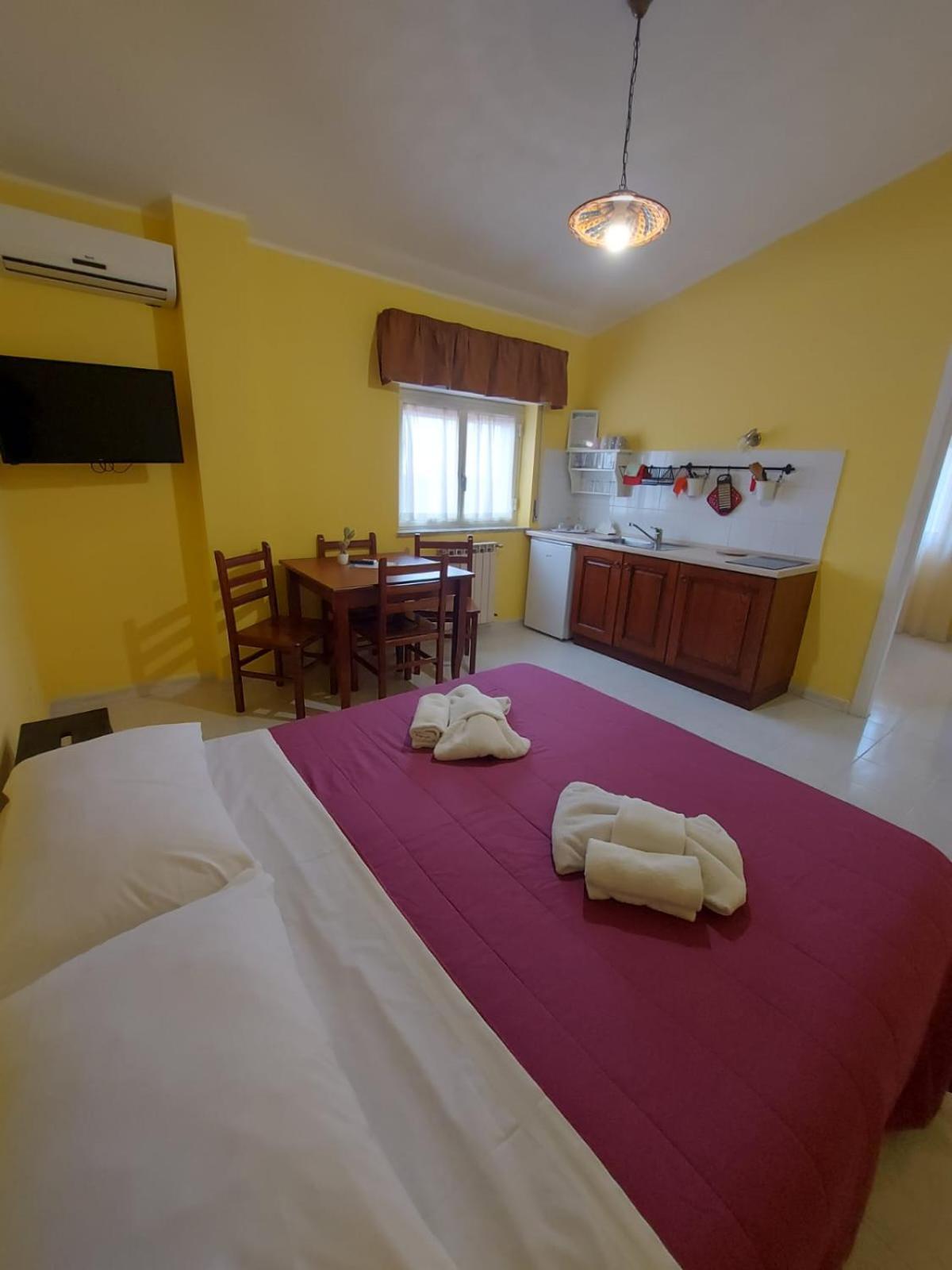 Villa Nadira Giardini Naxos Ngoại thất bức ảnh